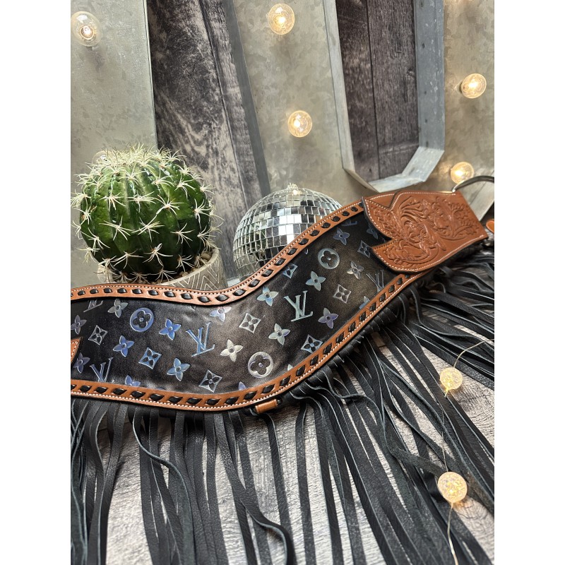 Designer Holo Fringe Tripping Collar