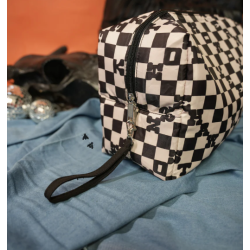 Two 2 Fly - That Traveller Bag *Western Slang