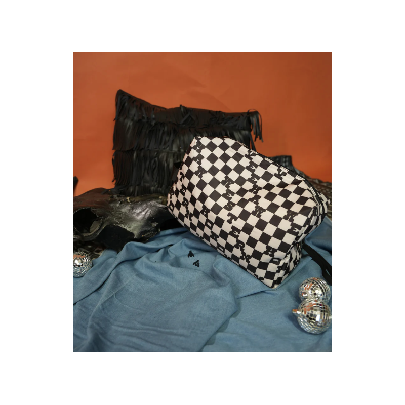 Two 2 Fly - That Traveller Bag *Western Slang