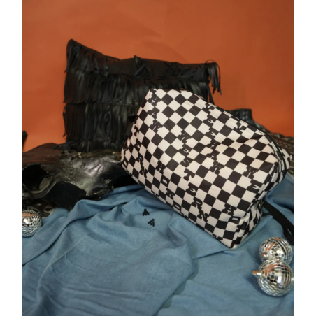 Two 2 Fly - That Traveller Bag *Western Slang