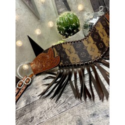 Heart Breaker Tripping Collar