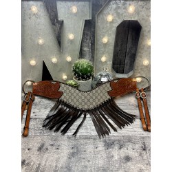 GG Whip Fringe Tripping Collar