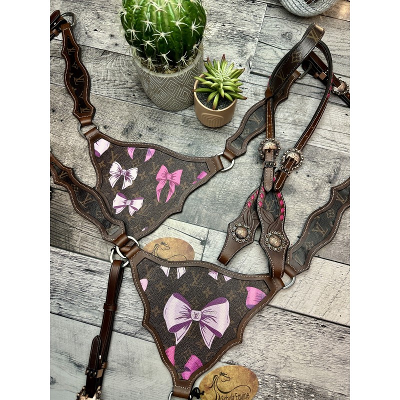 Bows Tack Set
