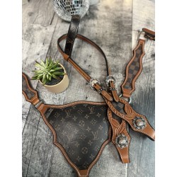 Checkered Designer Tack Set